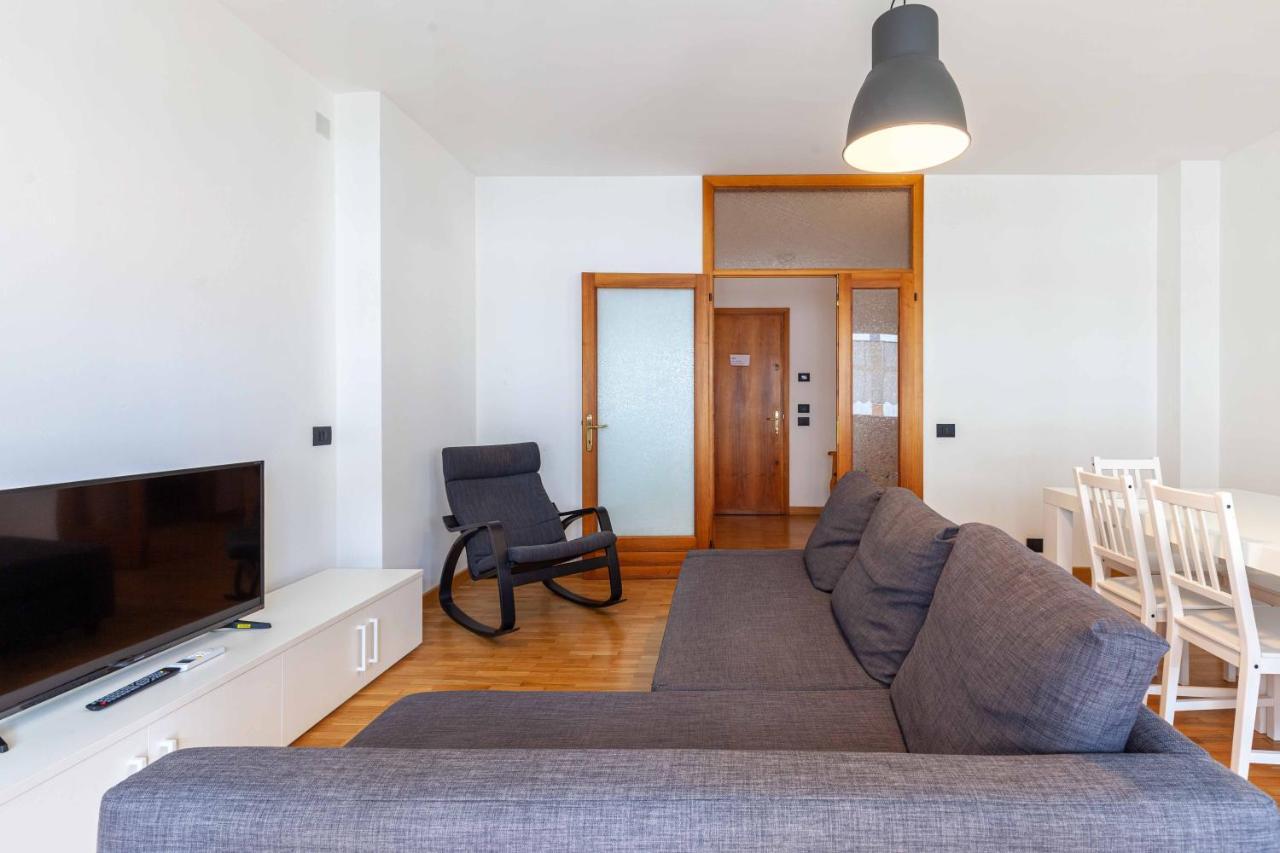 Apartmán Attico In Centro A Belluno - Marmolada Exteriér fotografie