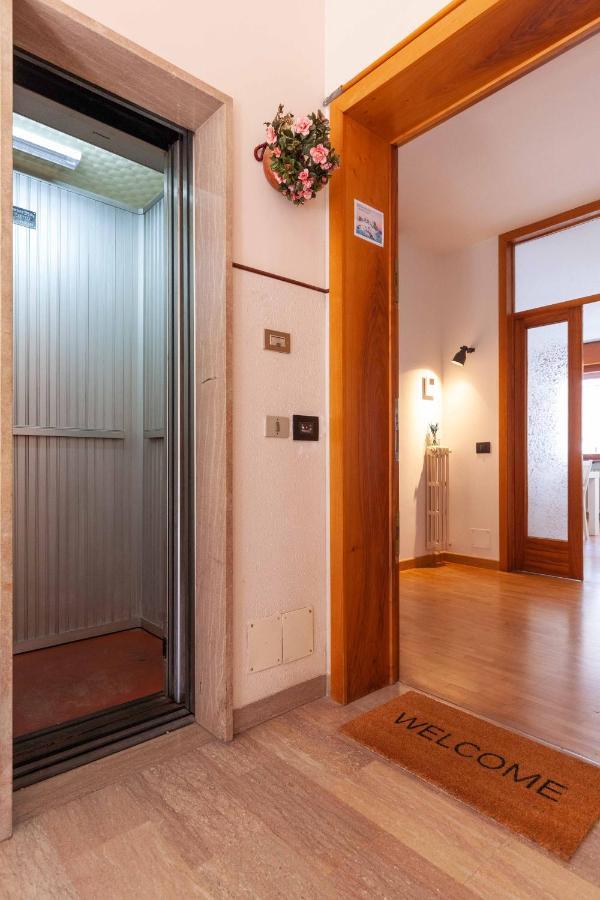 Apartmán Attico In Centro A Belluno - Marmolada Exteriér fotografie