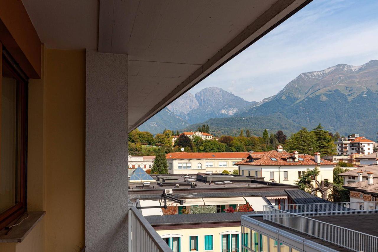 Apartmán Attico In Centro A Belluno - Marmolada Exteriér fotografie
